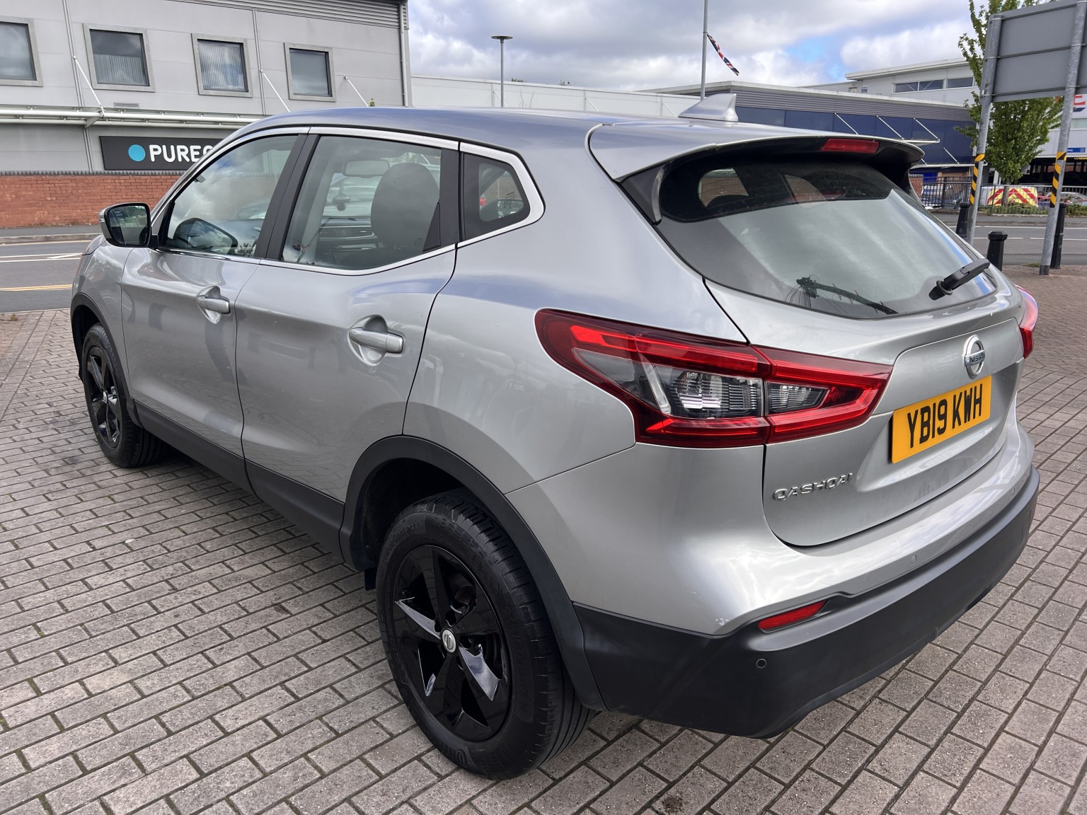 2019 Nissan QASHQAI 1.3 DIG-T Acenta Premium, exterior view 4
