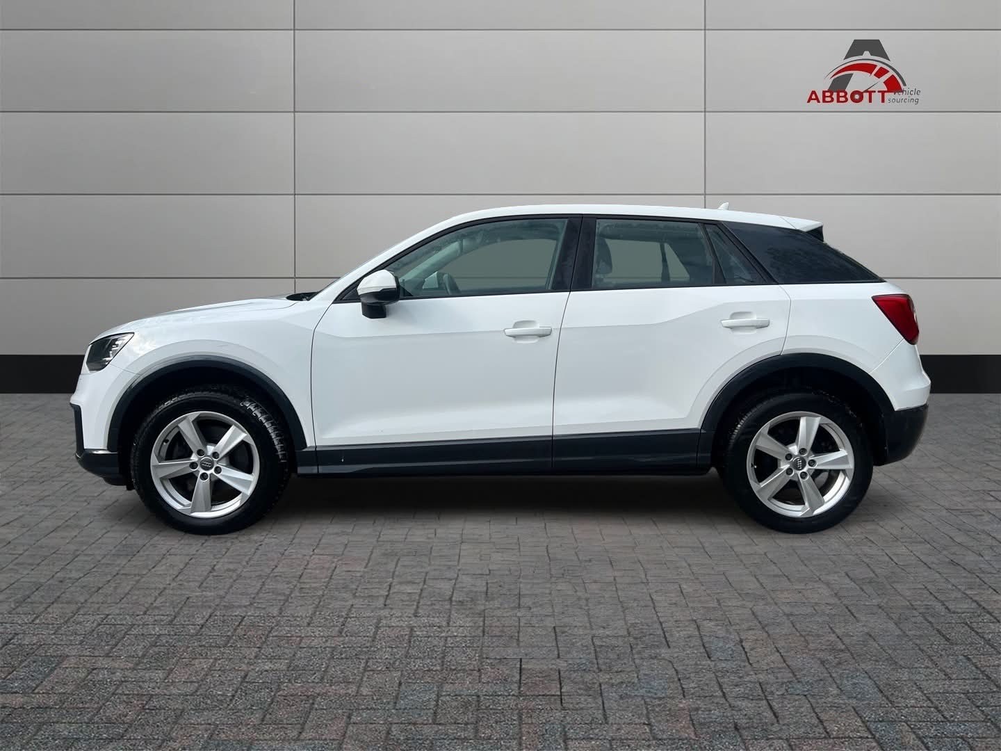 2016 Audi Q2 1.4 TFSI CoD Sport, exterior view 2