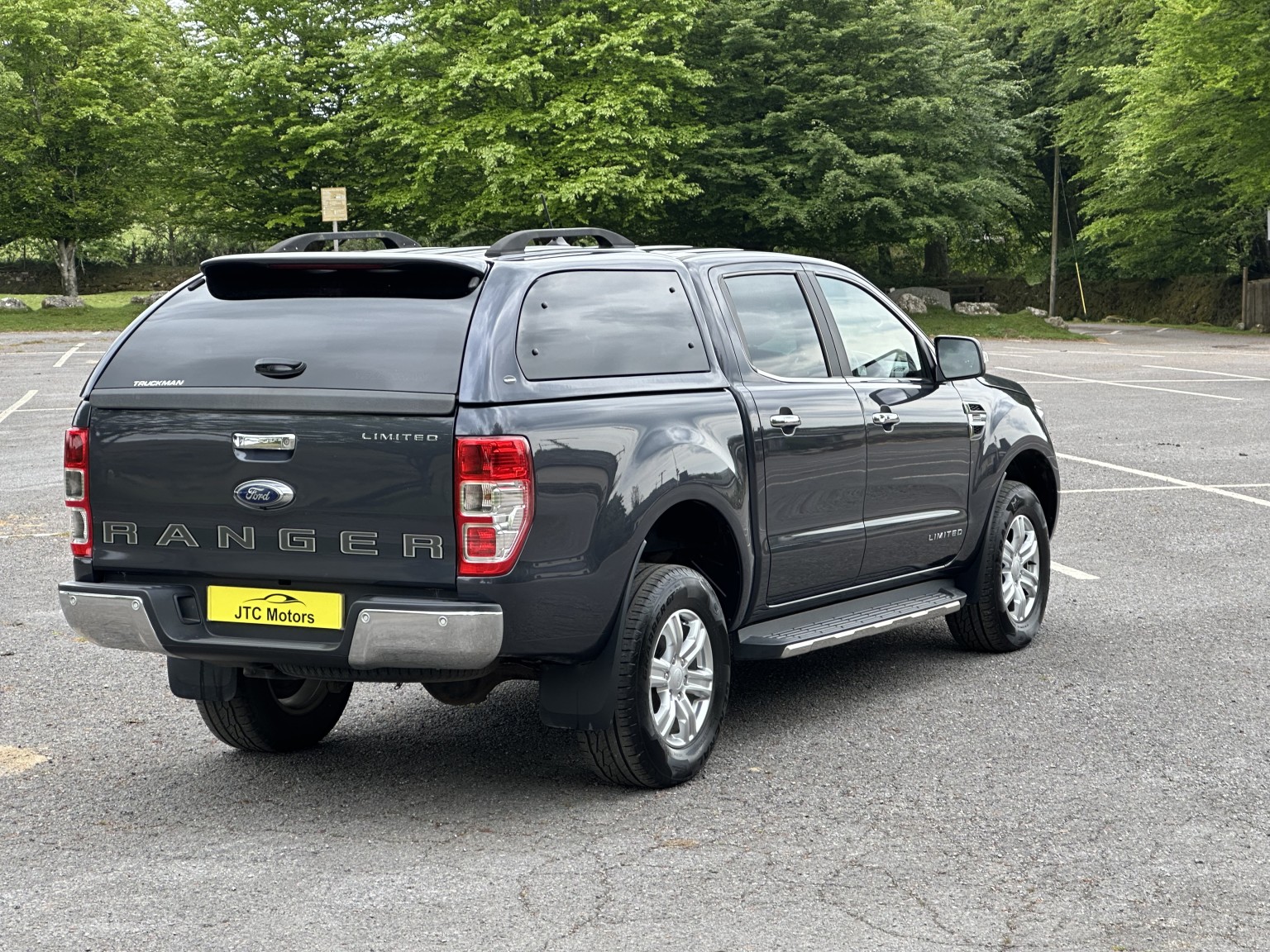 2020 Ford RANGER 2.0 EcoBlue Limited Auto, blue, diesel + lovely example, exterior view 3