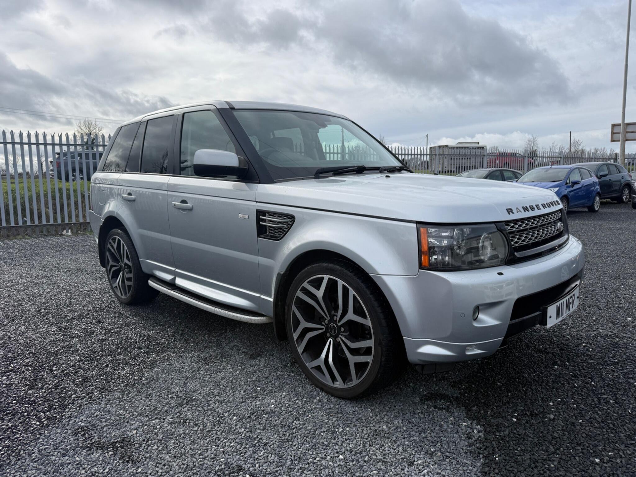 2013 Land Rover Range Rover Sport 3.0 SD V6 HSE Black Auto 4WD Euro 5 5dr