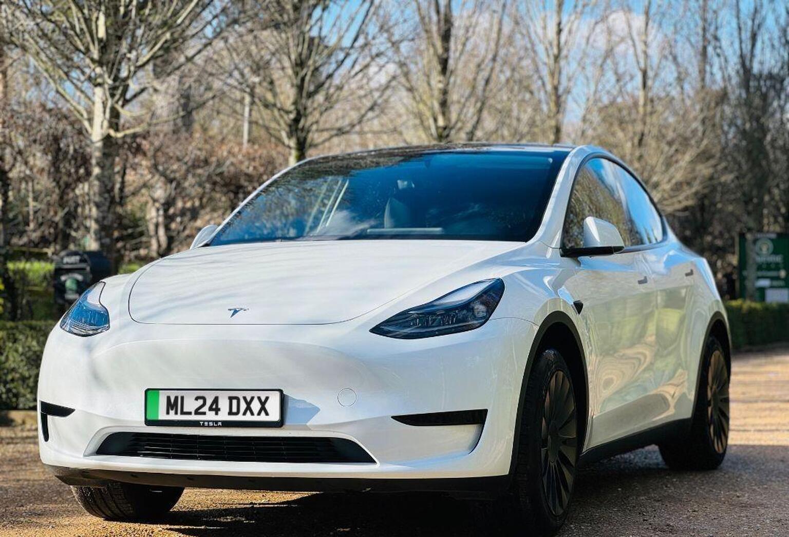 2024 Tesla MODEL Y Auto RWD 5dr, exterior view 2