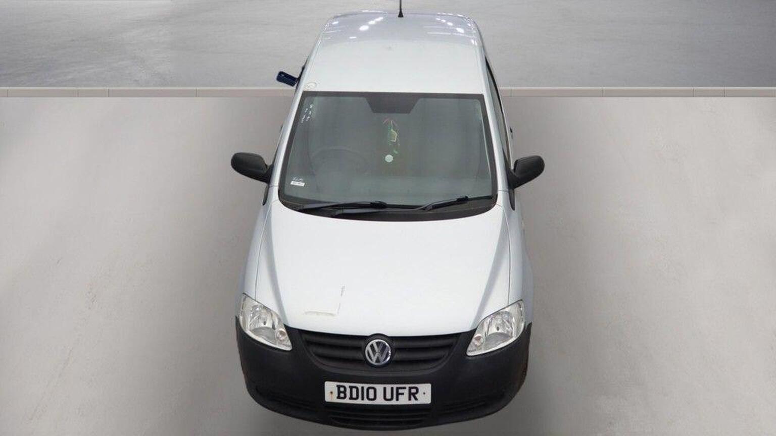 2010 Volkswagen FOX 1.2 6V Euro 4 3dr, exterior view 2