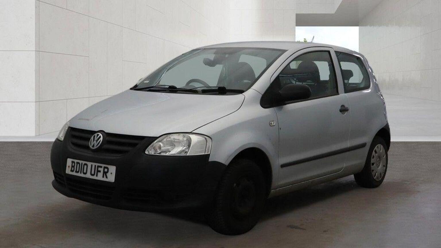 2010 Volkswagen FOX 1.2 6V Euro 4 3dr, exterior view 3