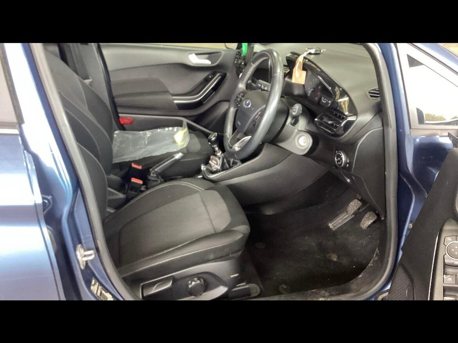 2019 Ford FIESTA 1.0T EcoBoost Active 1 Euro 6 (s/s) 5dr, exterior view 4