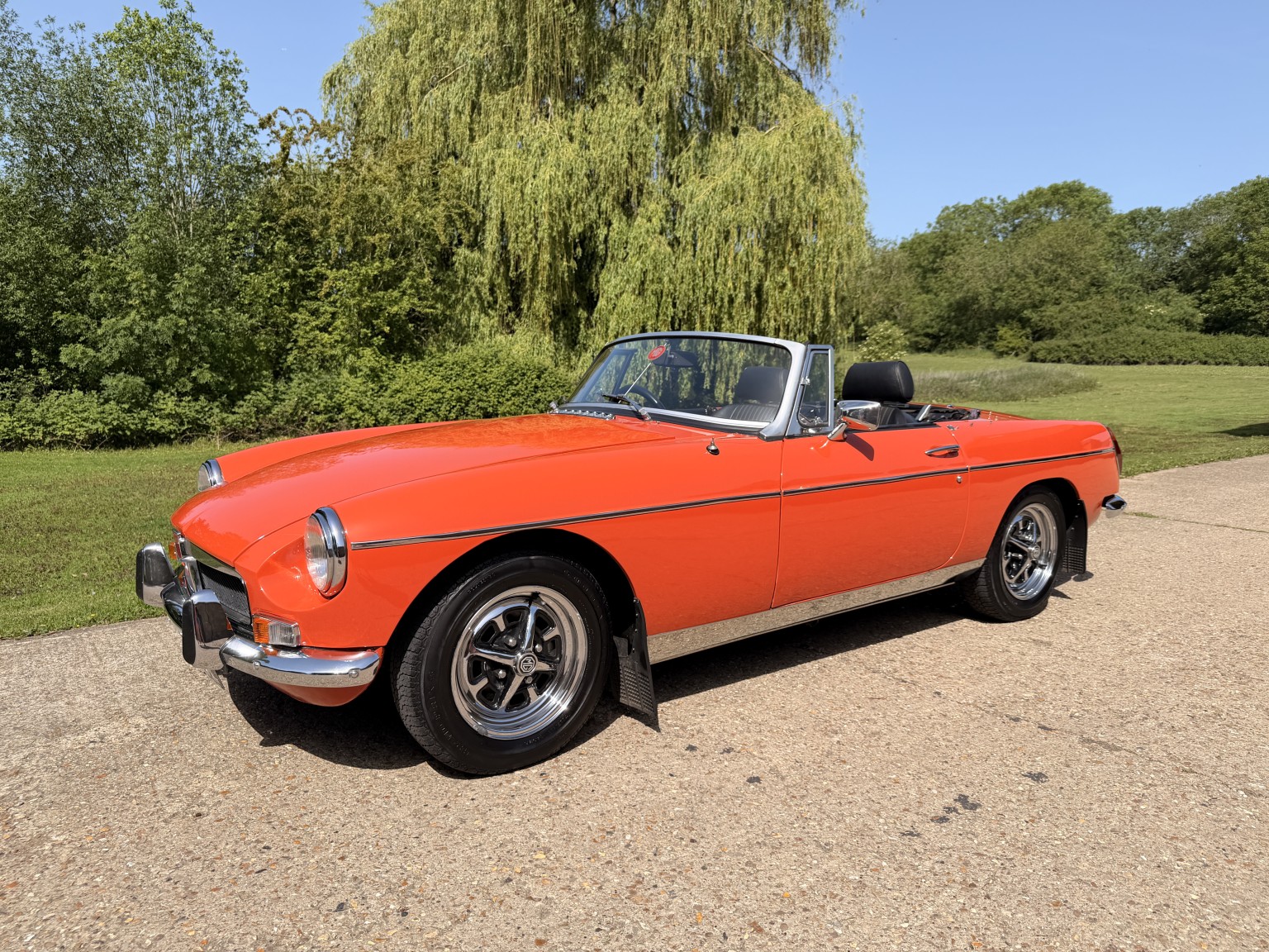 1973 MG MGB 1.8 Roadster. for sale, exterior front view