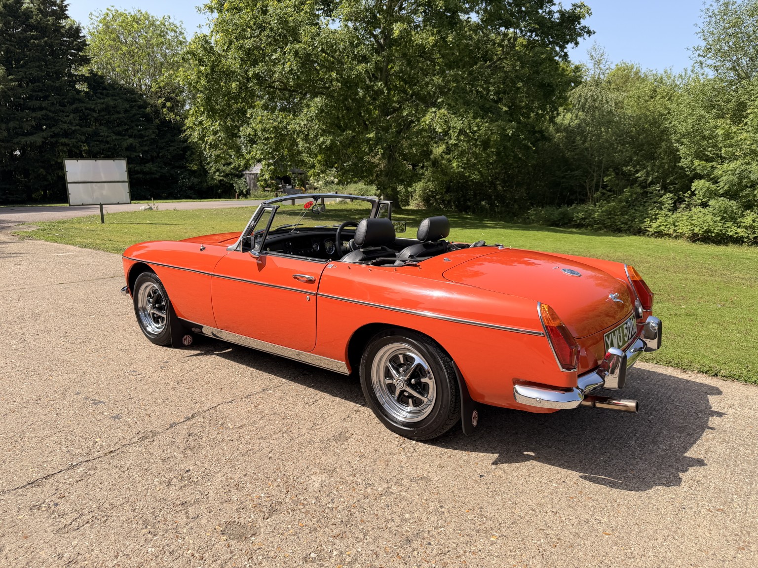 1973 MG MGB 1.8 Roadster., exterior view 4