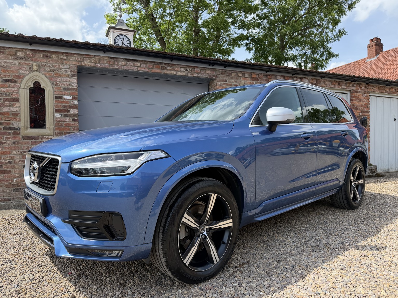 2016 Volvo XC90 2.0 R-Design D5 AWD (225hp) for sale, exterior front view
