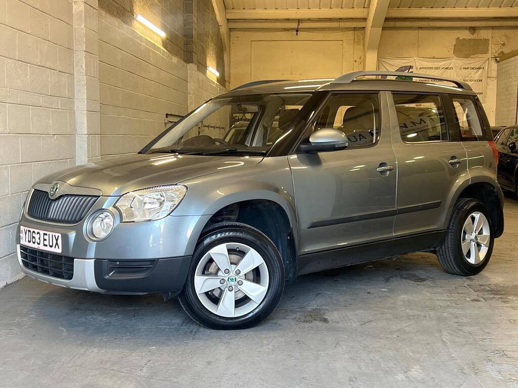 2013 Skoda Yeti 2.0 TDI S SUV 5dr Diesel Manual Euro 5 (110 ps), exterior view 4