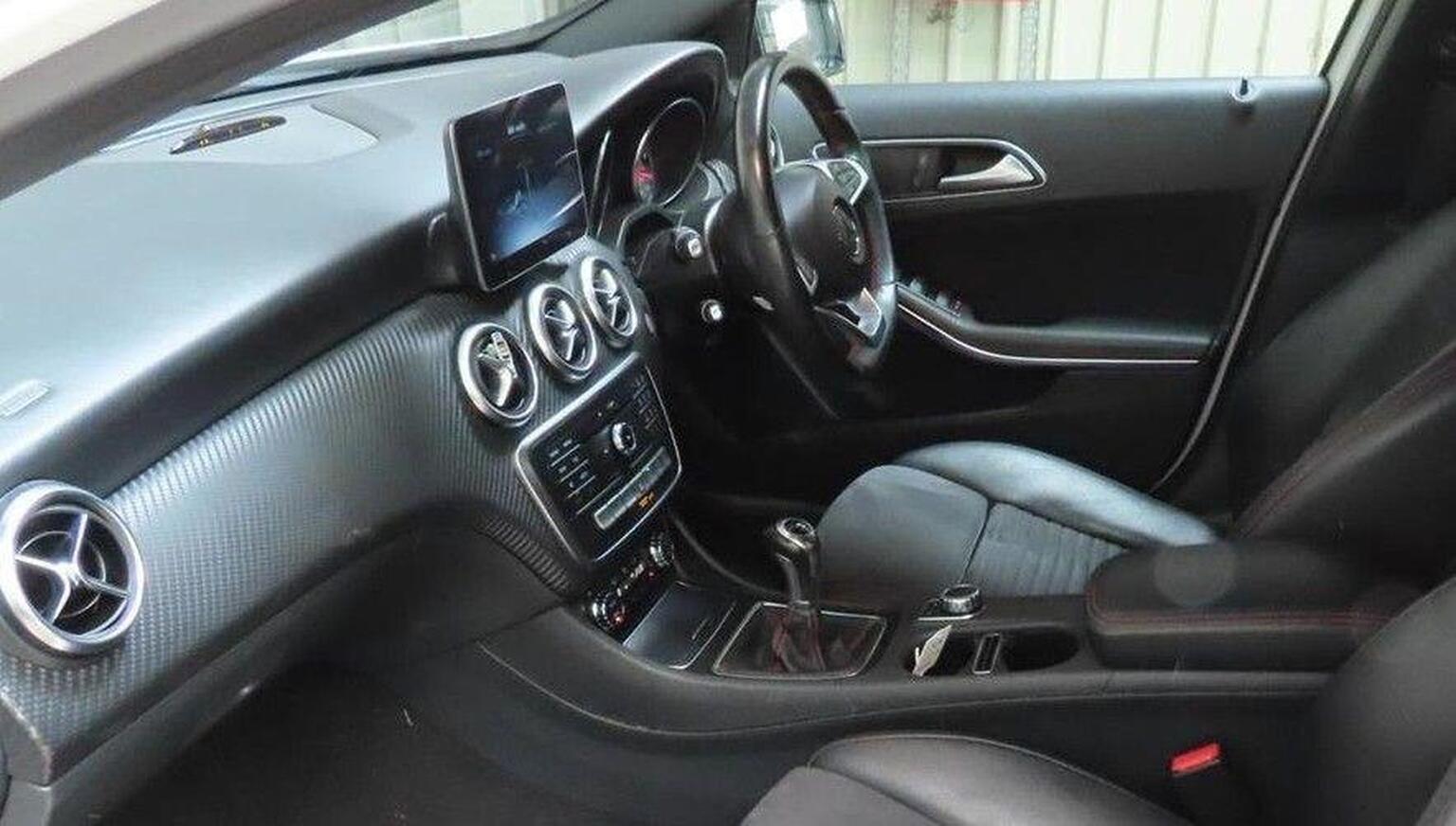 2017 Mercedes-Benz A CLASS 1.6 A180 AMG Line (Premium) Euro 6 (s/s) 5dr, exterior view 2