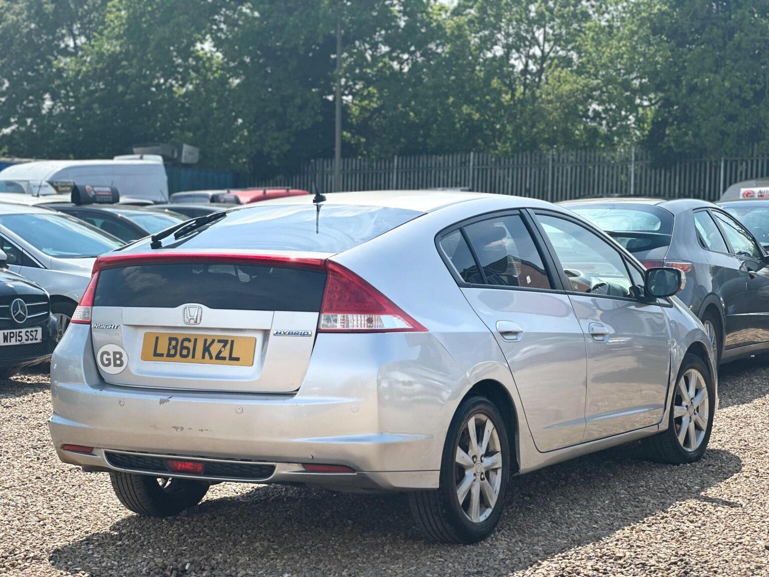 2012 Honda INSIGHT 1.3h IMA ES CVT Euro 5 5dr, exterior view 3