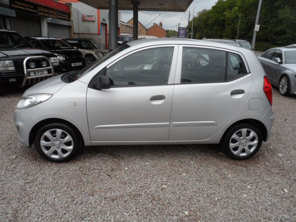 2012 Hyundai I10 1.2 Classic, exterior view 4