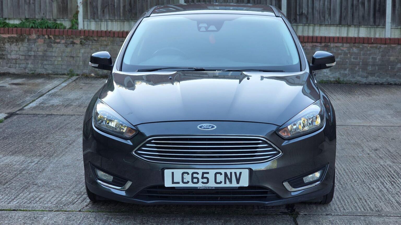 2015 Ford FOCUS 1.6 Titanium Powershift Euro 6 5dr, exterior view 3
