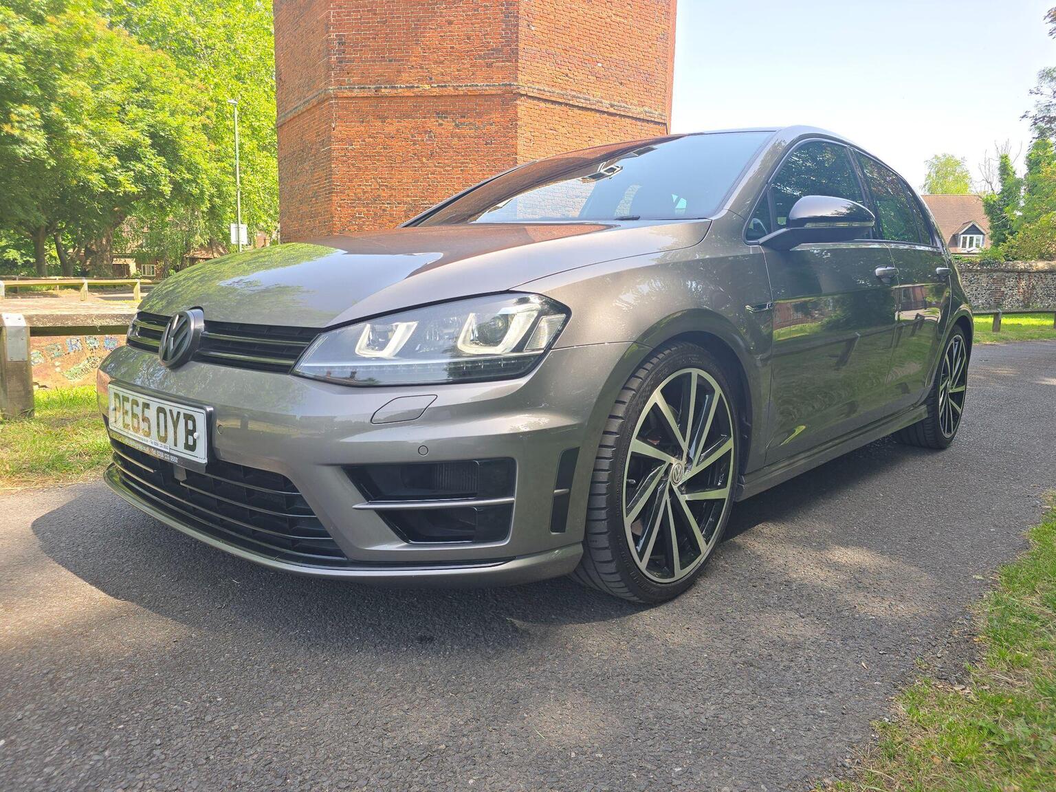 2015 Volkswagen GOLF 2.0 TSI BlueMotion Tech R DSG 4Motion Euro 6 (s/s) 5dr, exterior view 3