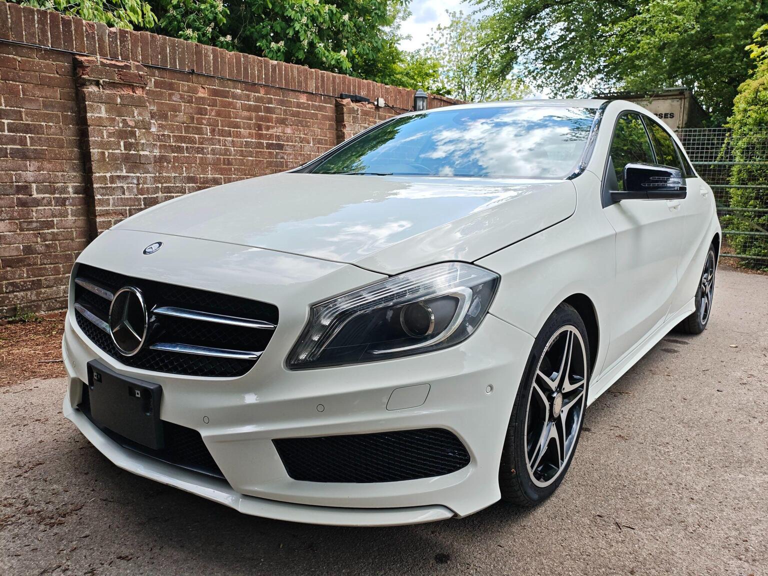 2013 Mercedes-Benz A CLASS 1.6 A200 AMG Sport 7G-DCT Euro 6 (s/s) 5dr, exterior view 3