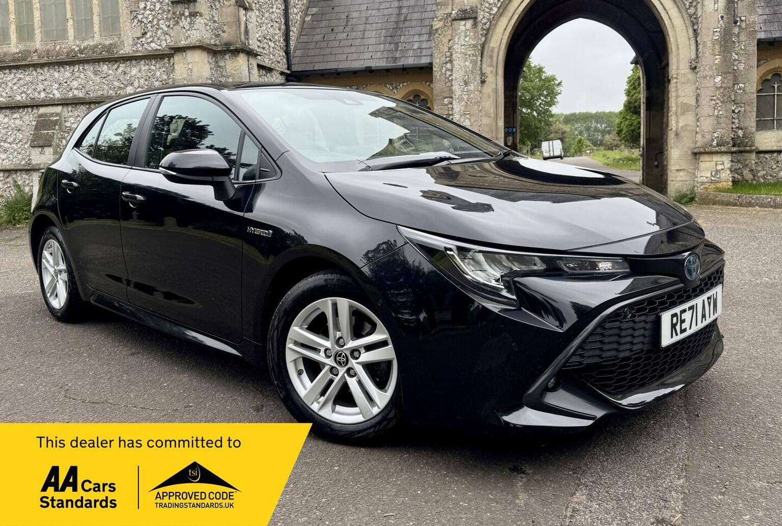 2022 Toyota COROLLA 1.8 VVT-h Icon Tech CVT Euro 6 (s/s) 5dr for sale, exterior front view