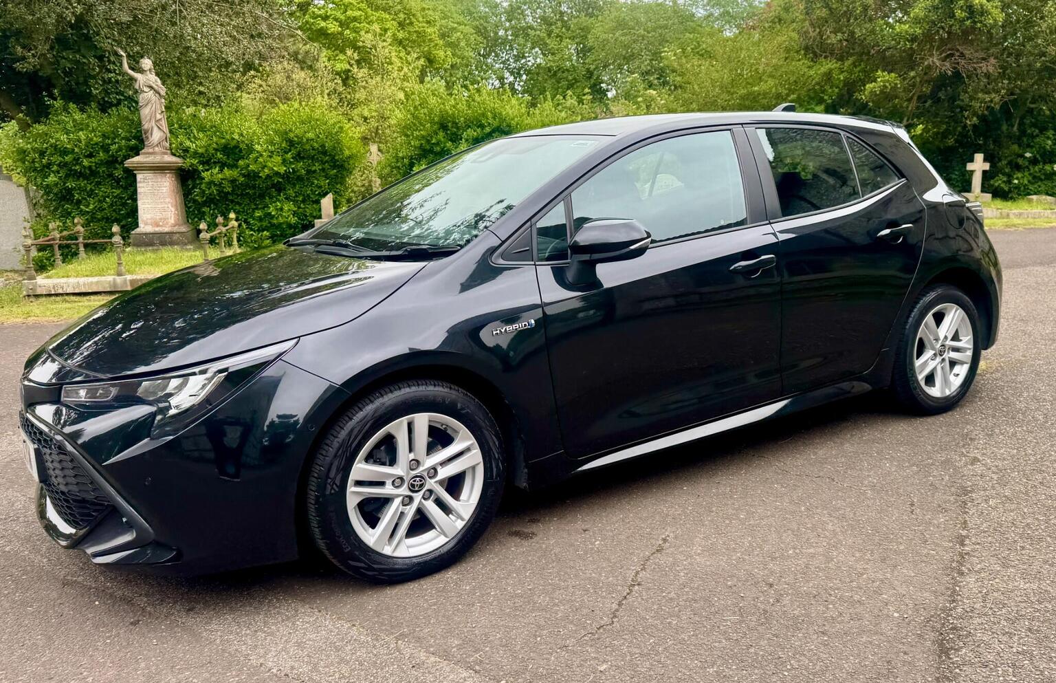 2022 Toyota COROLLA 1.8 VVT-h Icon Tech CVT Euro 6 (s/s) 5dr, exterior view 3