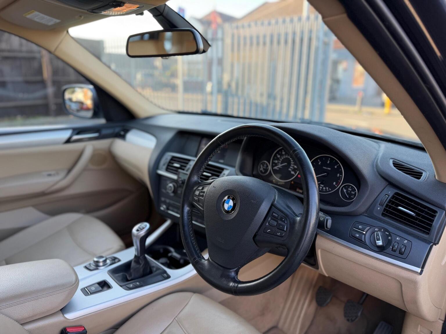 2012 BMW X3 2.0 20d SE xDrive Euro 5 (s/s) 5dr, exterior view 3