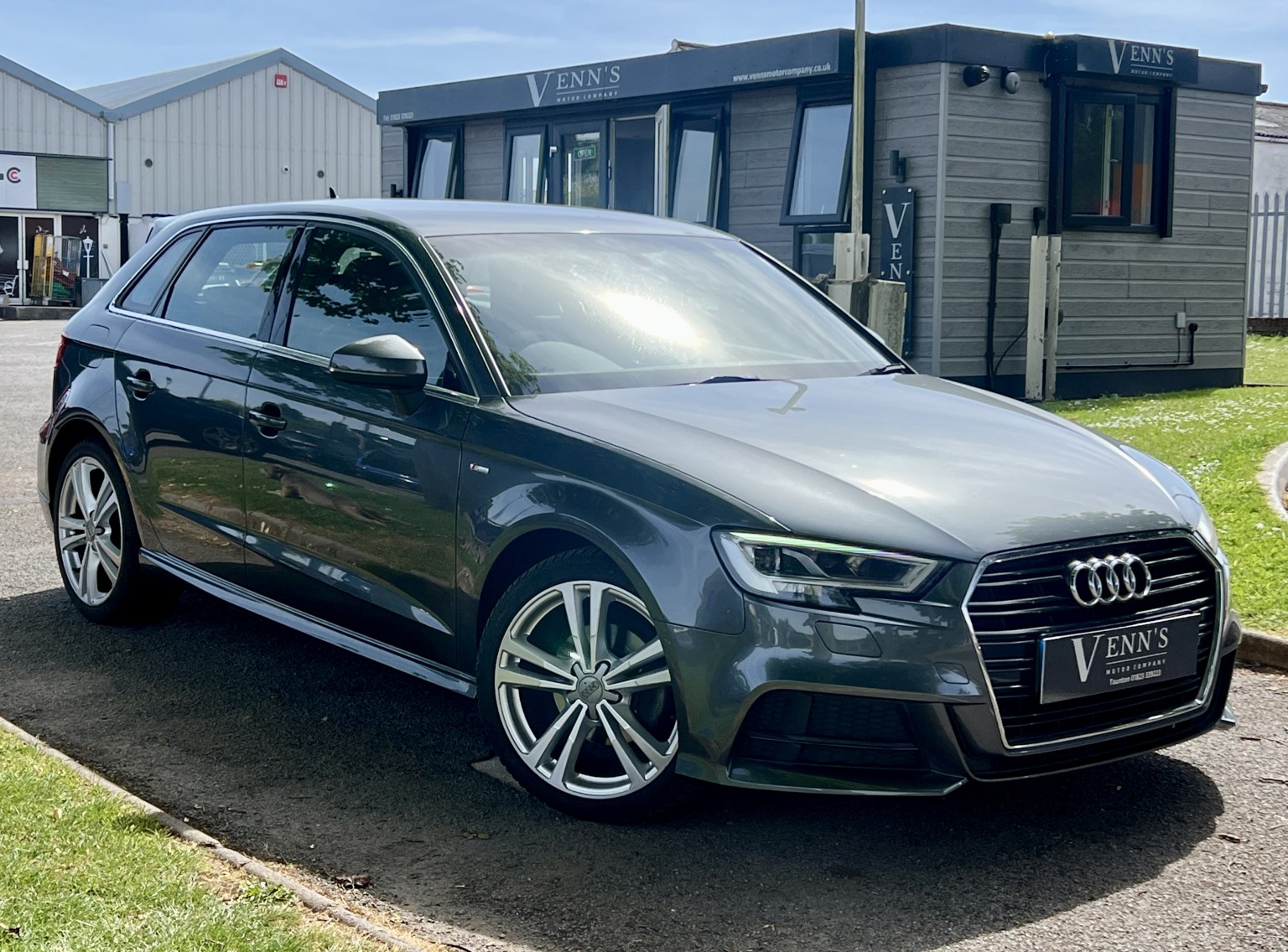 2018 AUDI A3 1.5 TFSI CoD 35 S line AUTOMATIC