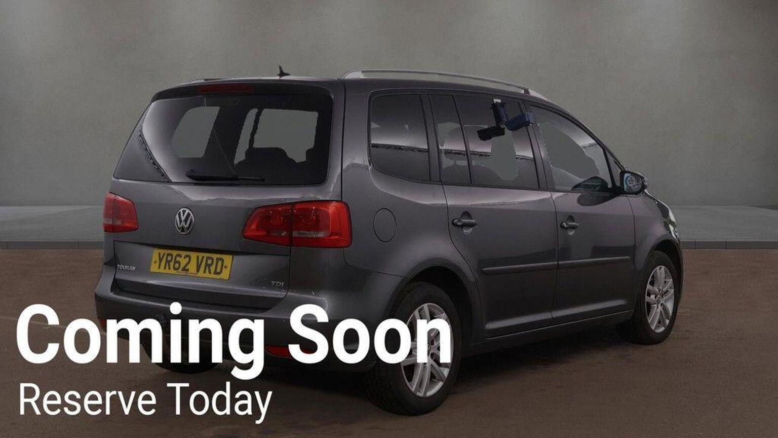 2012 Volkswagen TOURAN 1.6 TDI SE DSG Euro 5 5dr, exterior view 4