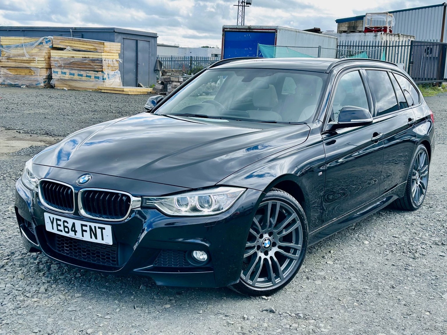 2014 BMW 3 SERIES 2.0 320d M Sport Touring, exterior view 3
