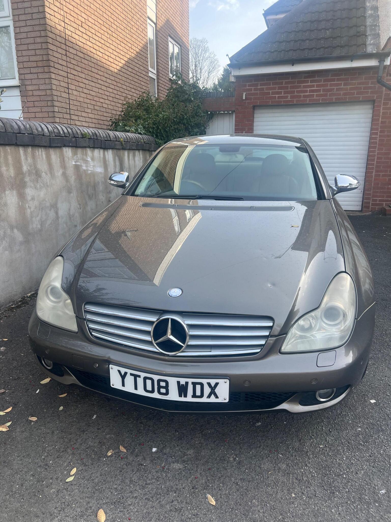 2008 Mercedes-Benz CLS 3.0 CLS320 CDI Coupe 7G-Tronic 4dr for sale, exterior front view