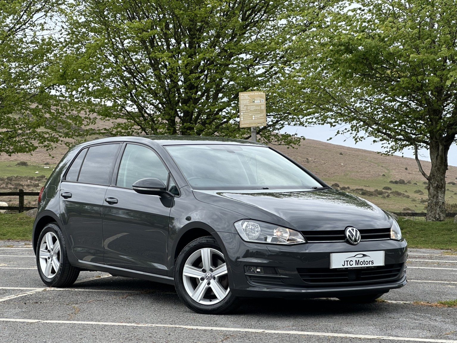 2016 Volkswagen GOLF 1.6 TDI 110 Match Edition 5dr Man, diesel, grey +NOW SOLD for sale, exterior front view