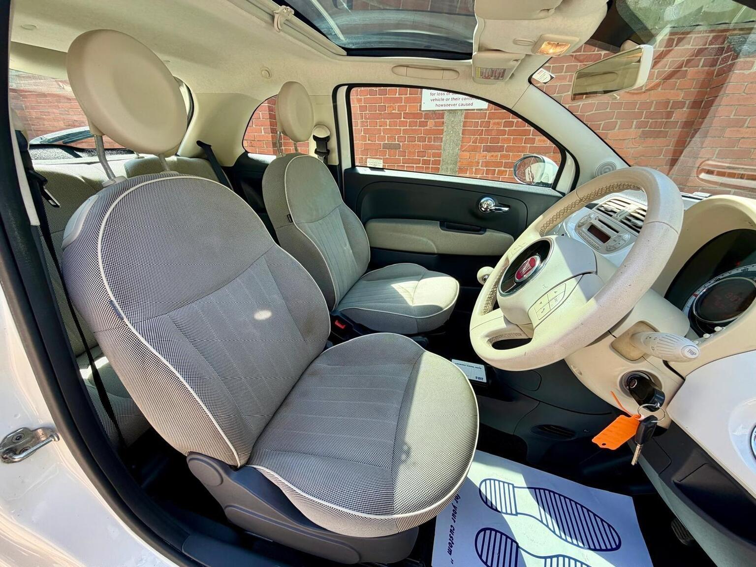 2009 Fiat 500 1.2 Lounge Euro 4 3dr, exterior view 3
