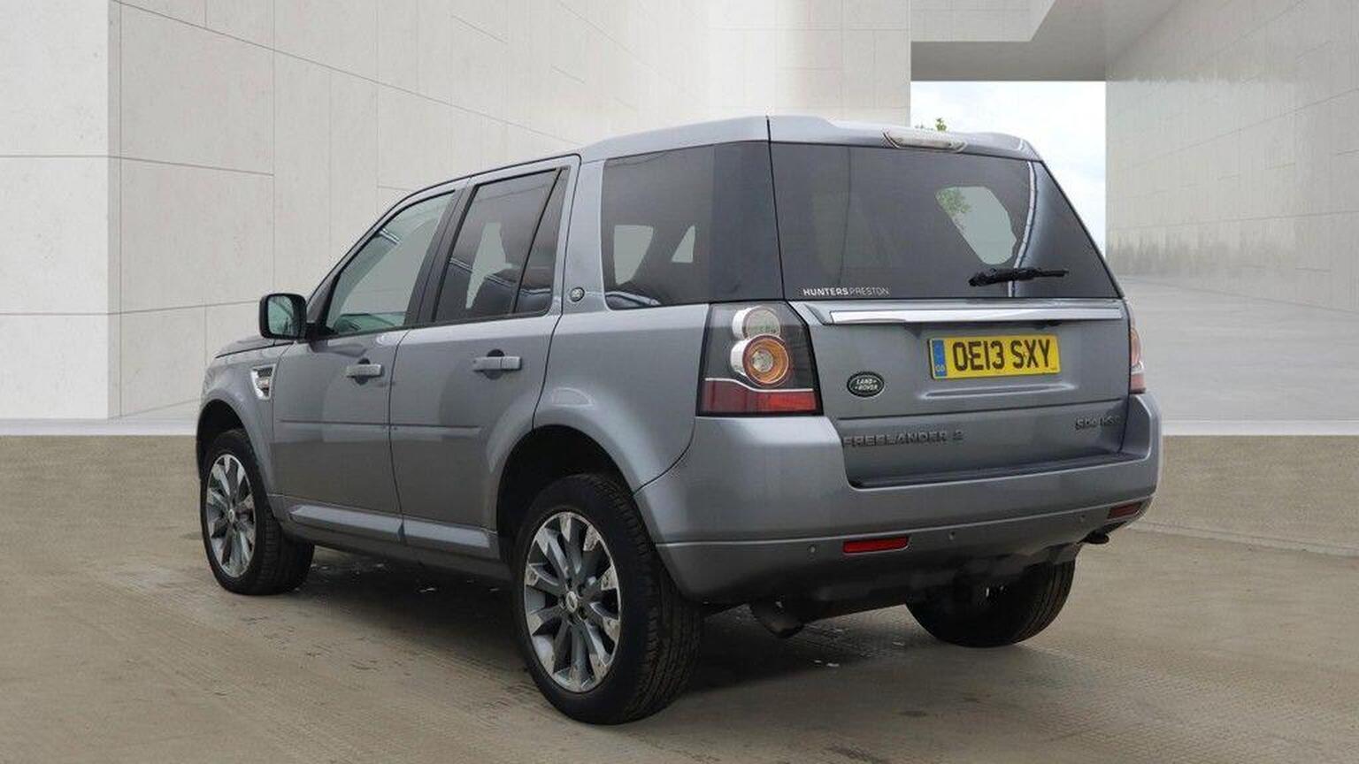 2013 Land Rover FREELANDER 2 2.2 SD4 HSE Lux CommandShift 4WD Euro 5 5dr, exterior view 3