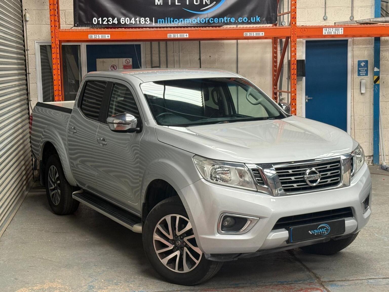 2016 NISSAN NAVARA 2.3 dCi N-Connecta Auto 4WD Euro 6 4dr