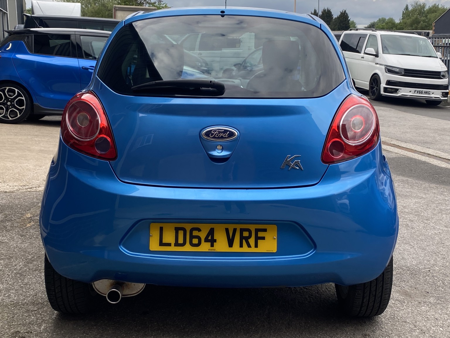 2014 Ford KA 1.2 Zetec, exterior view 4