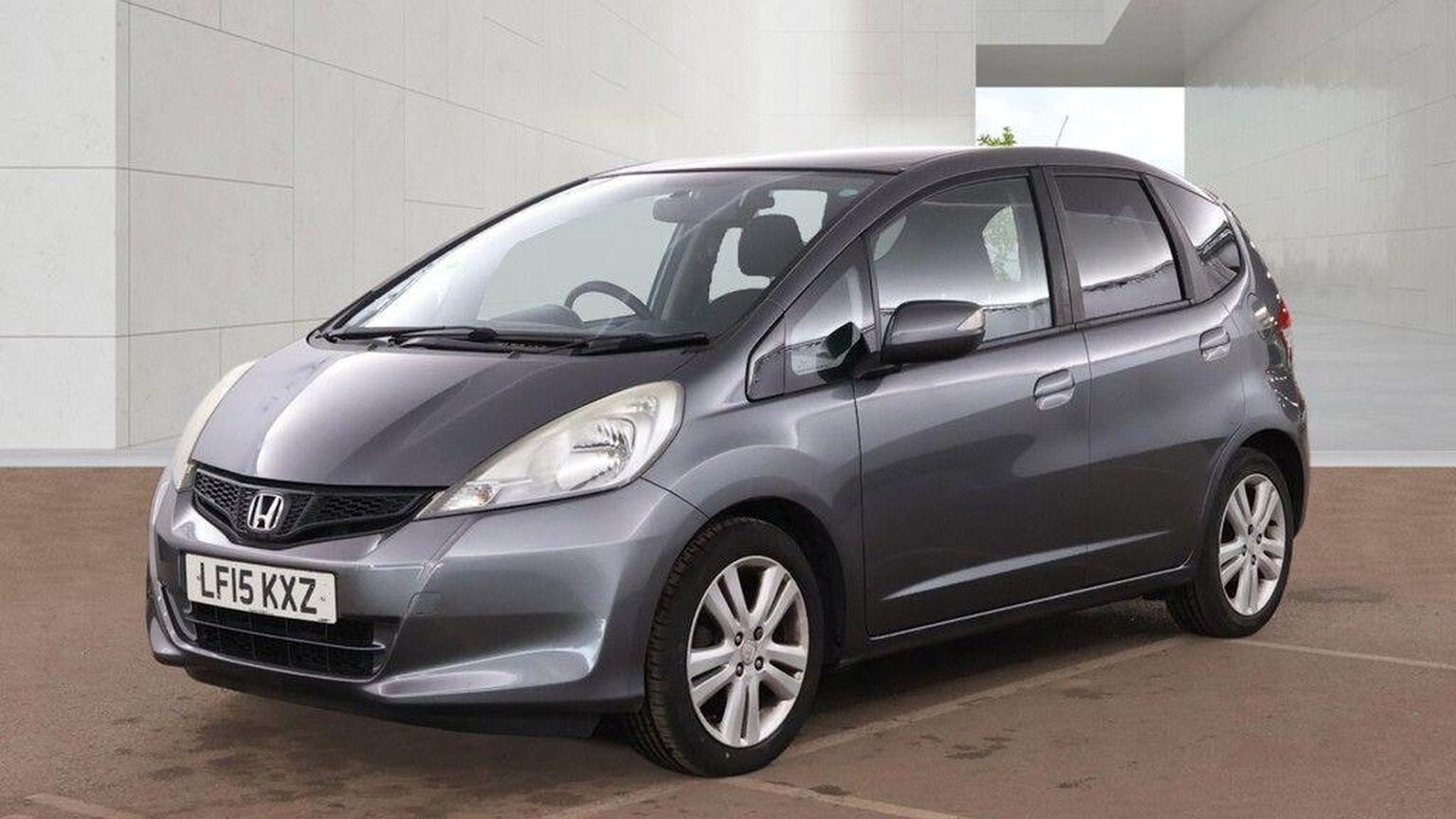 2015 Honda JAZZ 1.4 i-VTEC ES Plus CVT Euro 5 5dr, exterior view 3