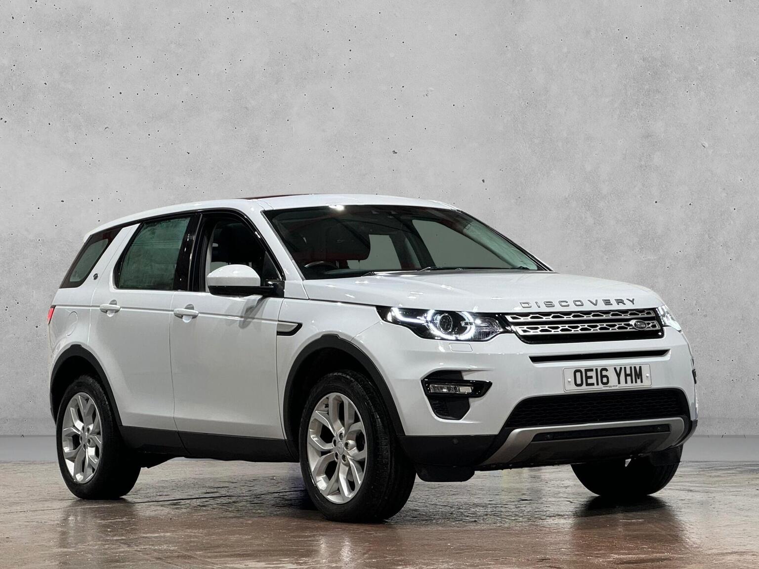 2016 Land Rover DISCOVERY SPORT 2.0 TD4 HSE Auto 4WD Euro 6 (s/s) 5dr, exterior view 3