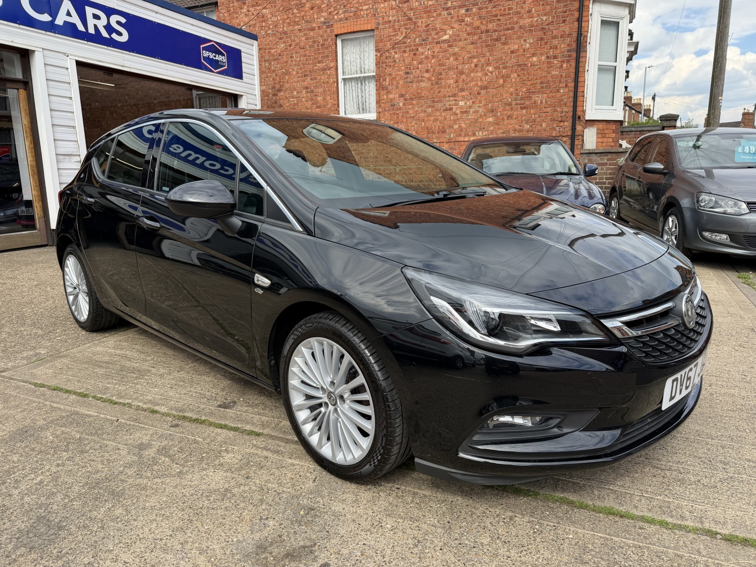 2018 Vauxhall ASTRA 1.4 i Turbo Elite for sale, exterior front view