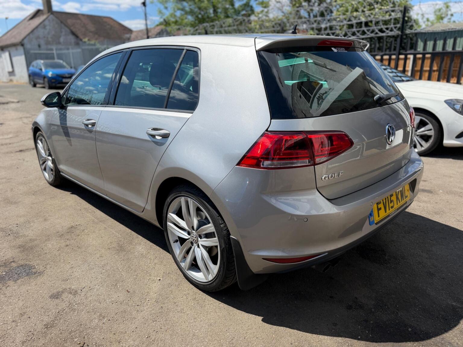 2015 Volkswagen GOLF 1.4 TSI BlueMotion Tech ACT GT DSG Euro 6 (s/s) 5dr, exterior view 4
