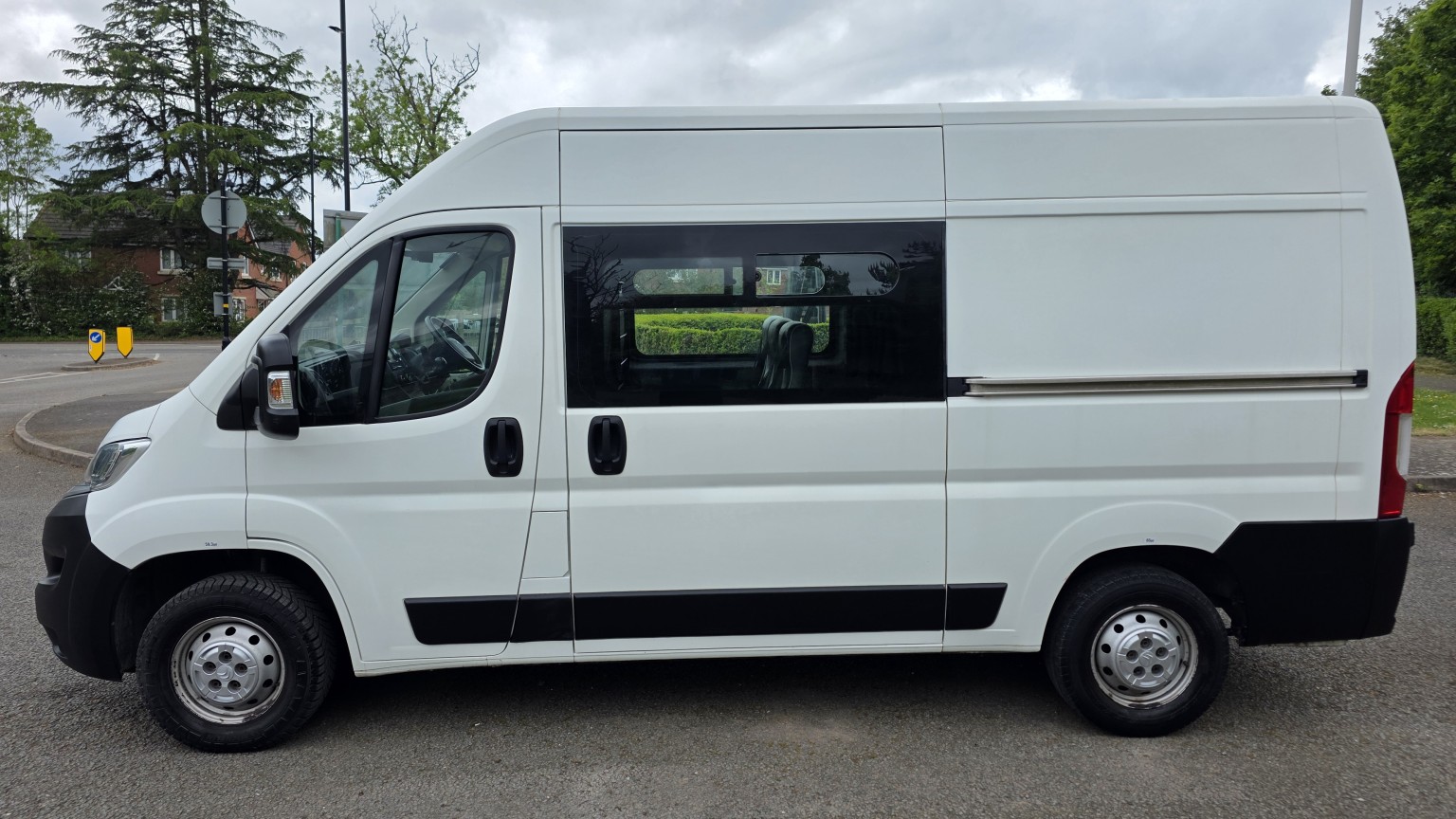2026 Citroen RELAY 2.2 HDi 35 Enterprise Special Edition 9 SEATER CREW CAB, exterior view 4