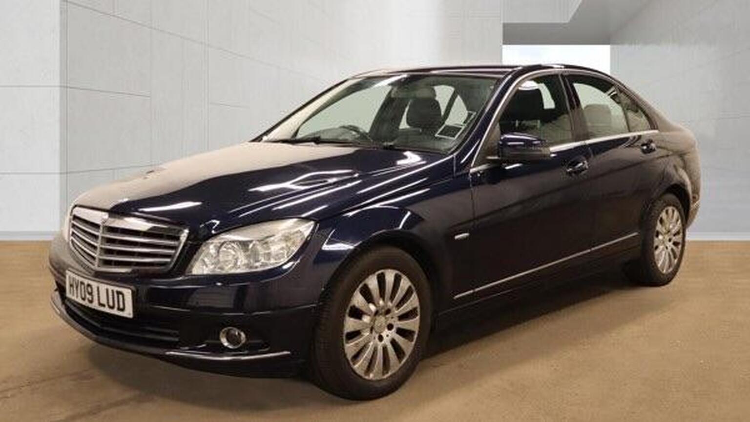 2009 Mercedes-Benz C CLASS 1.8 C180K Elegance Auto Euro 4 4dr, exterior view 3