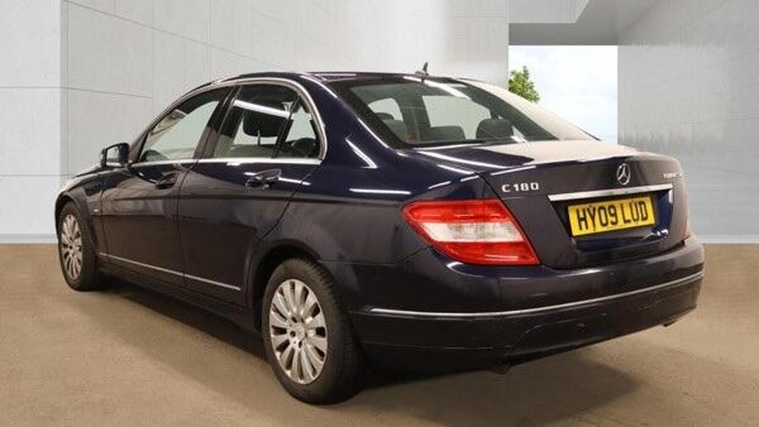 2009 Mercedes-Benz C CLASS 1.8 C180K Elegance Auto Euro 4 4dr, exterior view 4