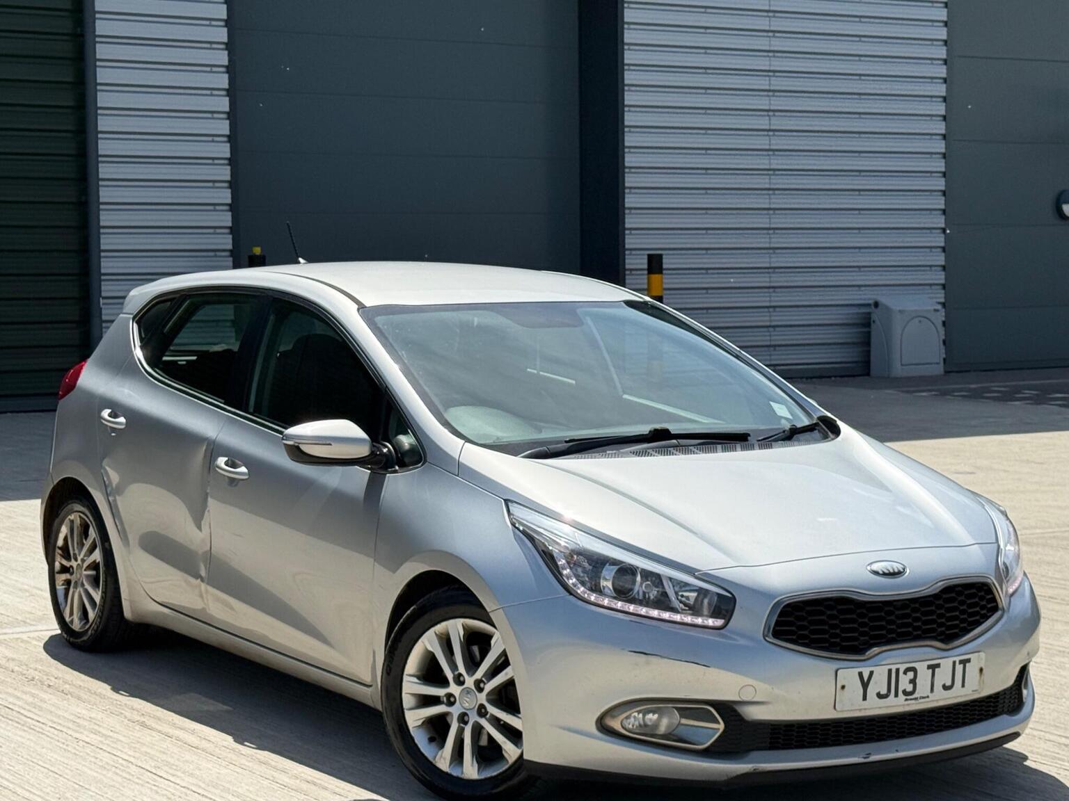 2013 KIA CEED 1.6 CRDi EcoDynamics 2 Euro 5 (s/s) 5dr