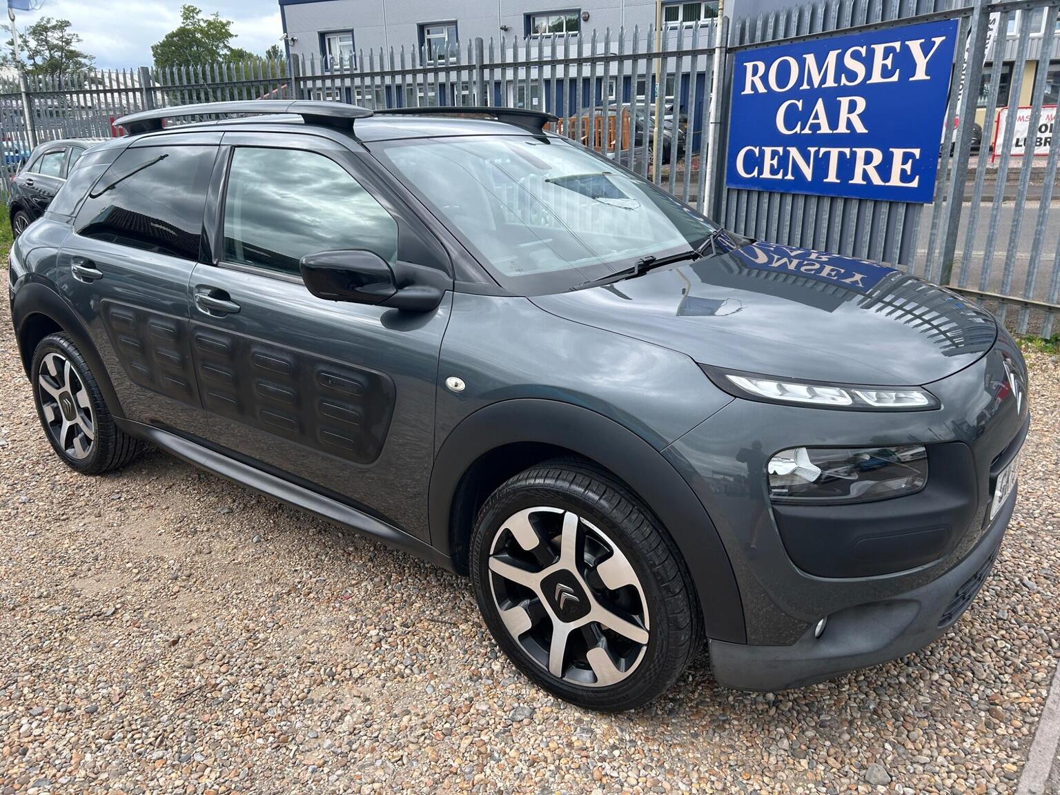 2015 Citroen C4 Cactus 1.2 PureTech Flair Euro 6 5dr (Euro 6) for sale in the UK