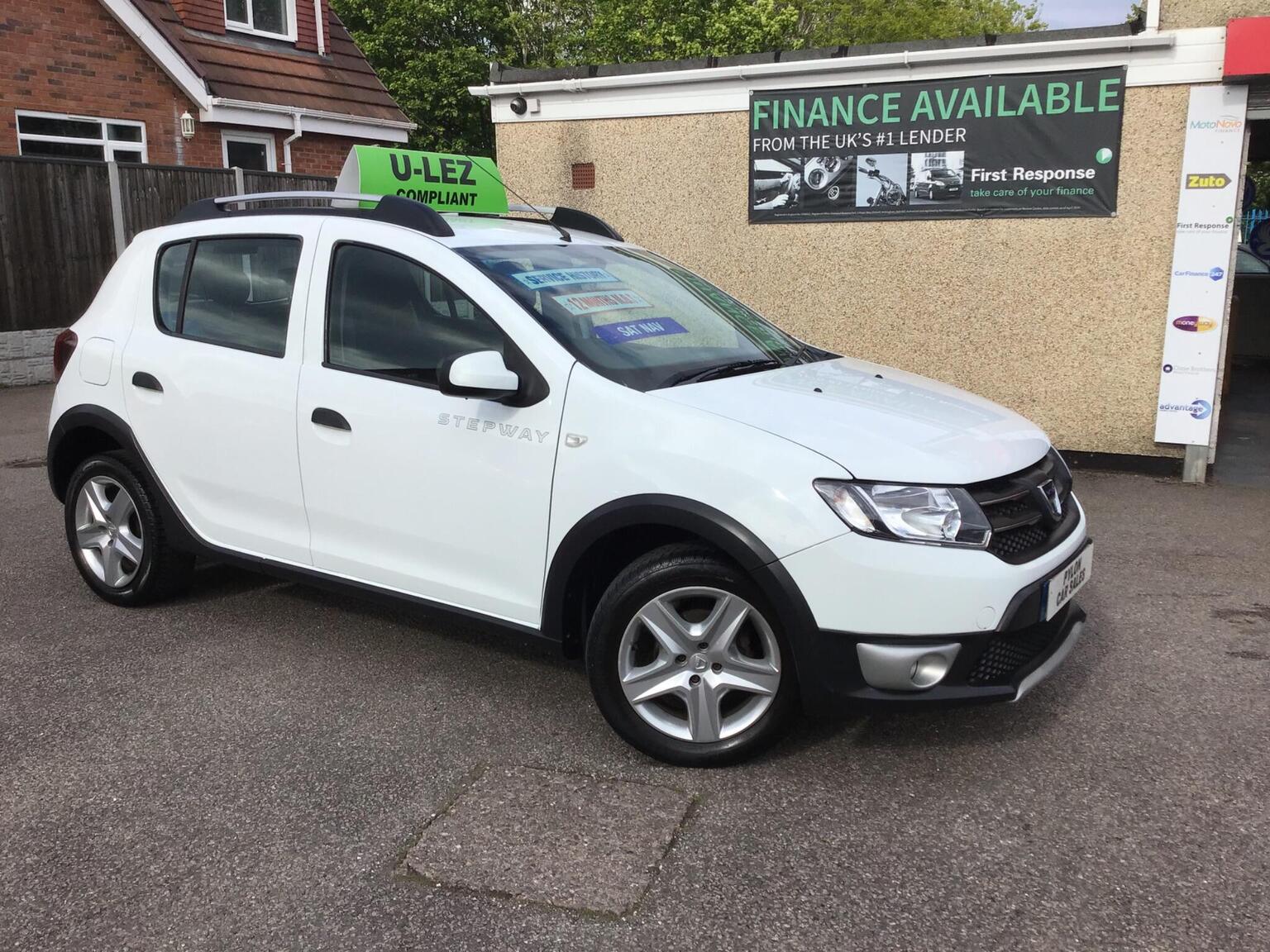 2014 Dacia SANDERO STEPWAY 0.9 TCe Laureate Euro 5 5dr for sale, exterior front view