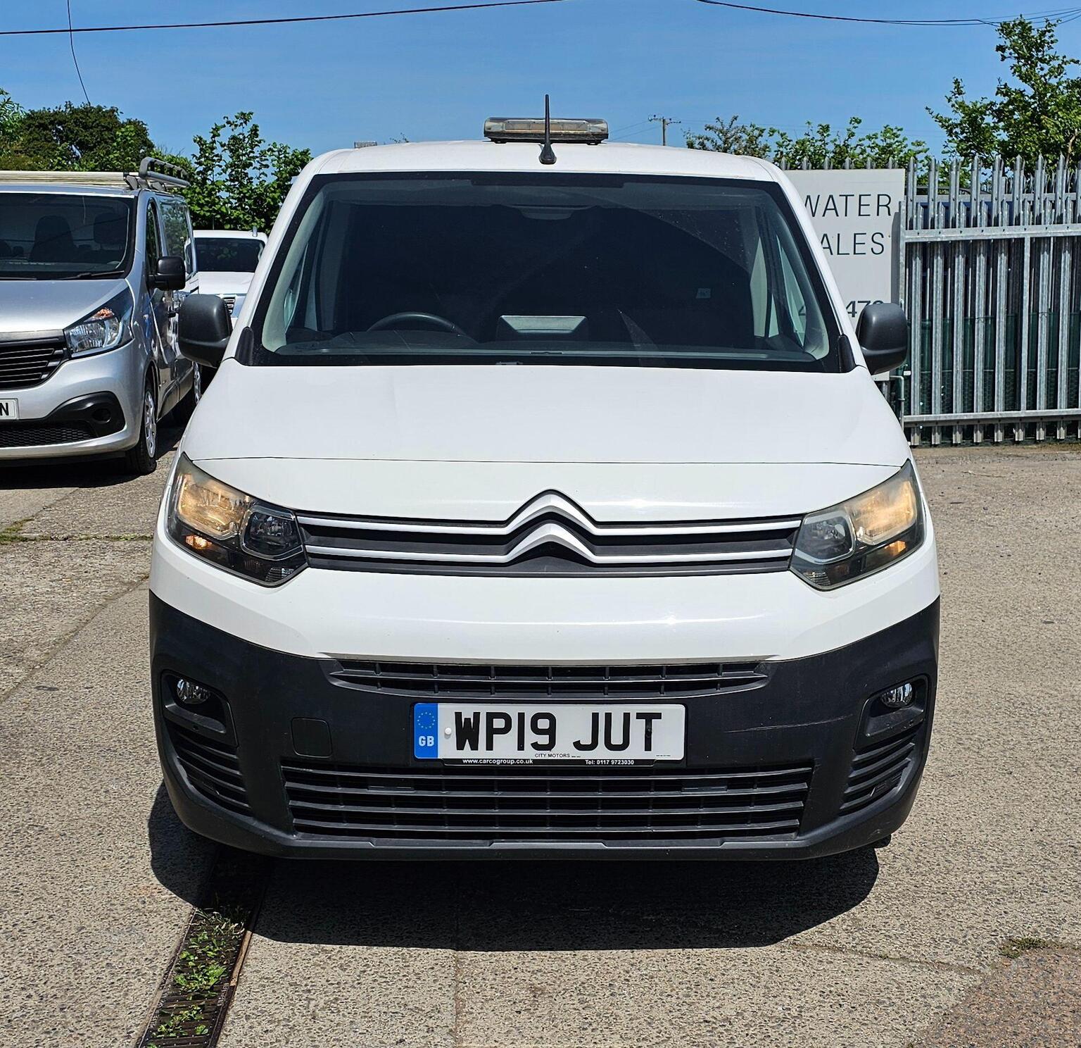 2019 Citroen BERLINGO 1.6 BlueHDi 950 Enterprise XL LWB Euro 6 (s/s) 6dr, exterior view 2