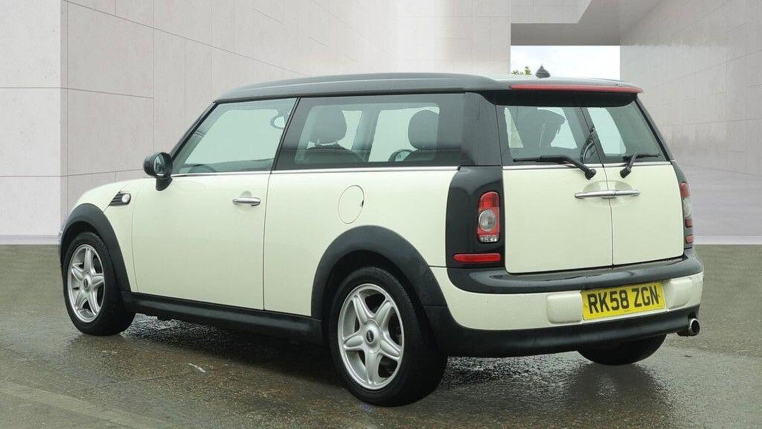2008 MINI CLUBMAN 1.6 Cooper Euro 4 5dr, exterior view 4