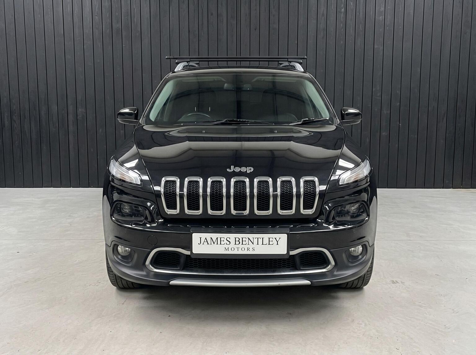 2015 Jeep CHEROKEE 2.0 CRD Limited Auto 4WD Euro 5 (s/s) 5dr, exterior view 2