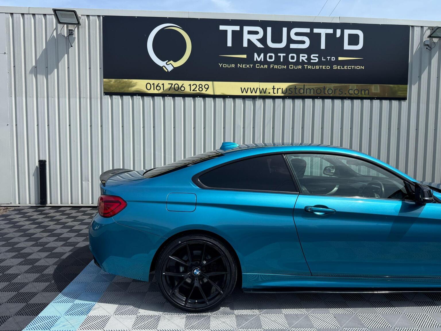 2019 BMW 4 SERIES 2.0 420i GPF M Sport Euro 6 (s/s) 2dr, exterior view 4