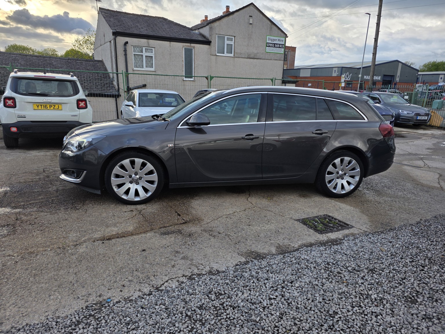 2015 Vauxhall INSIGNIA 2.0 CDTi Elite Nav, exterior view 4