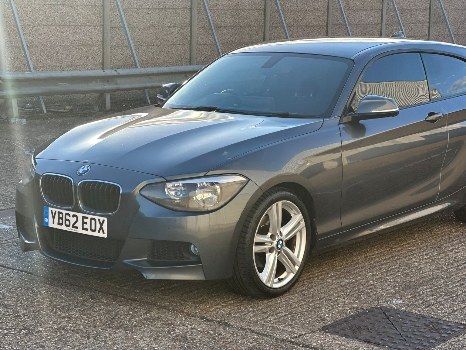 2012 BMW 1 SERIES 1.6 118i M Sport 3 door, exterior view 2