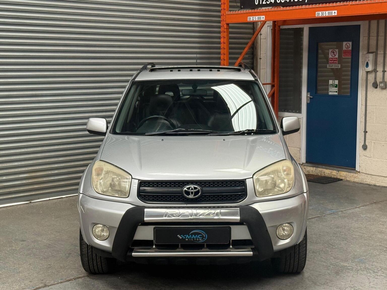 2004 Toyota RAV4 2.0 VVT-i XT4 4WD 5dr, exterior view 3