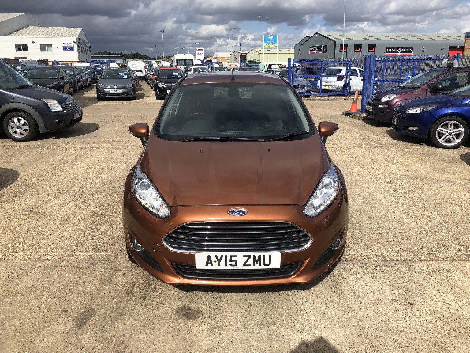 2015 Ford FIESTA 1.0 T EcoBoost Titanium, exterior view 2