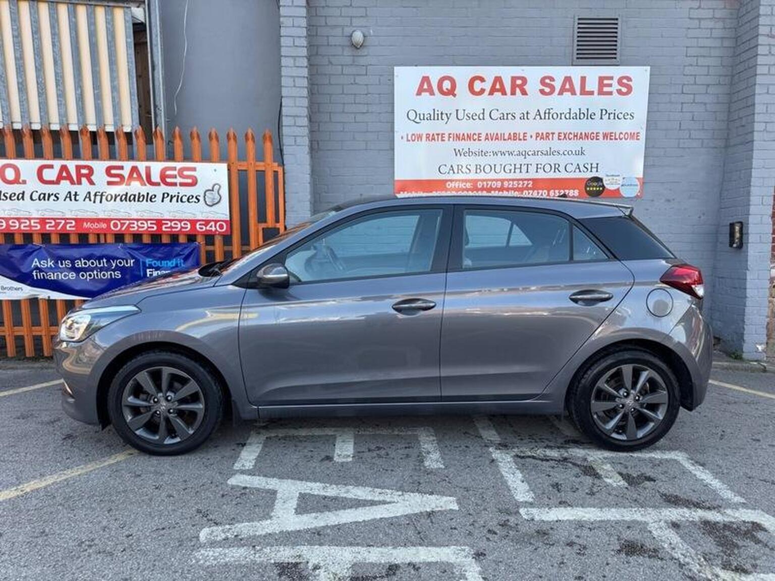 2016 Hyundai I20 1.4 SE Euro 6 5dr, exterior view 4