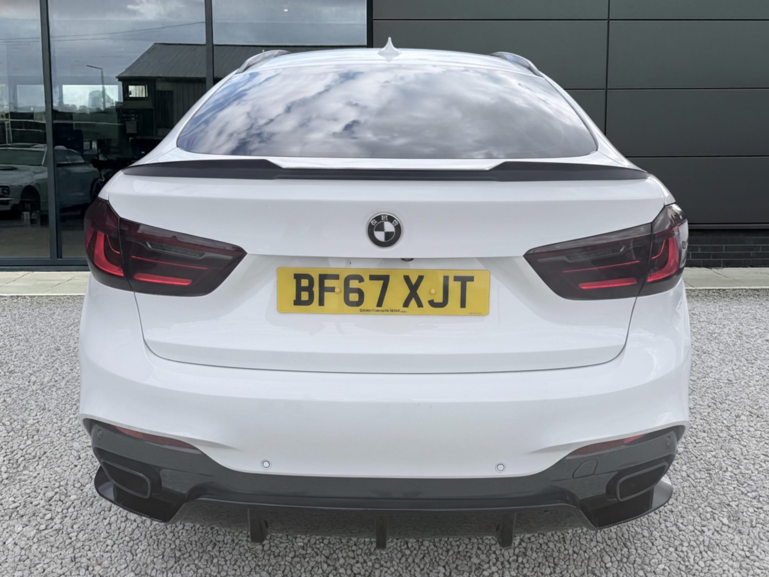 2017 BMW X6 3.0 X6 xDrive30d M Sport, exterior view 4